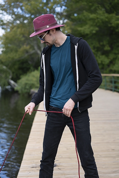 Portrait — Magnet Fishing