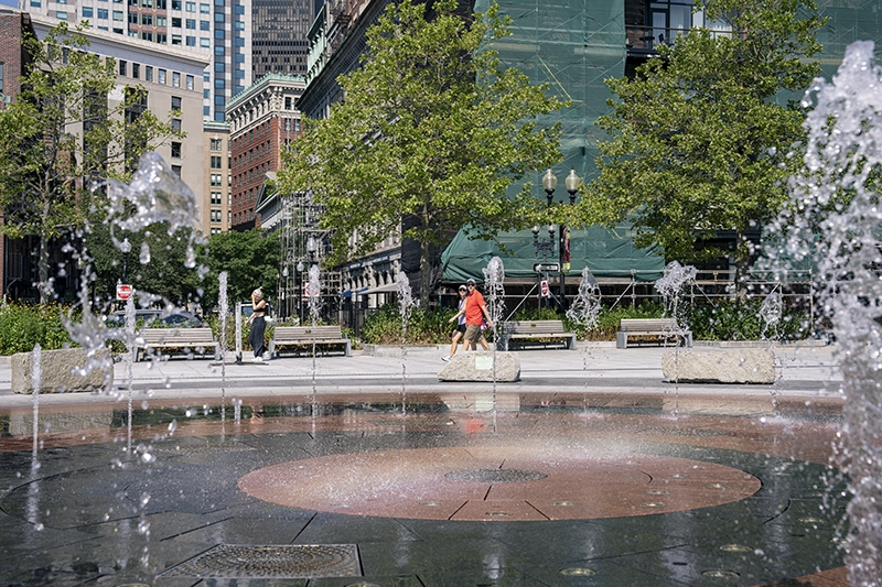 Street Photography-Waltz of Water and Wander