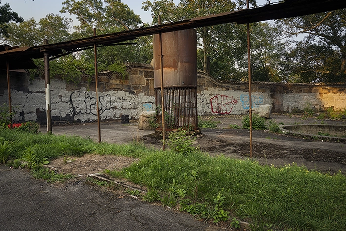 Street Photography-Forgotten Habitat